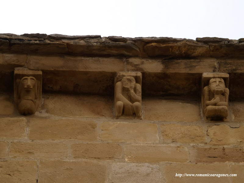 CANECILLOS DE LA CABECERA